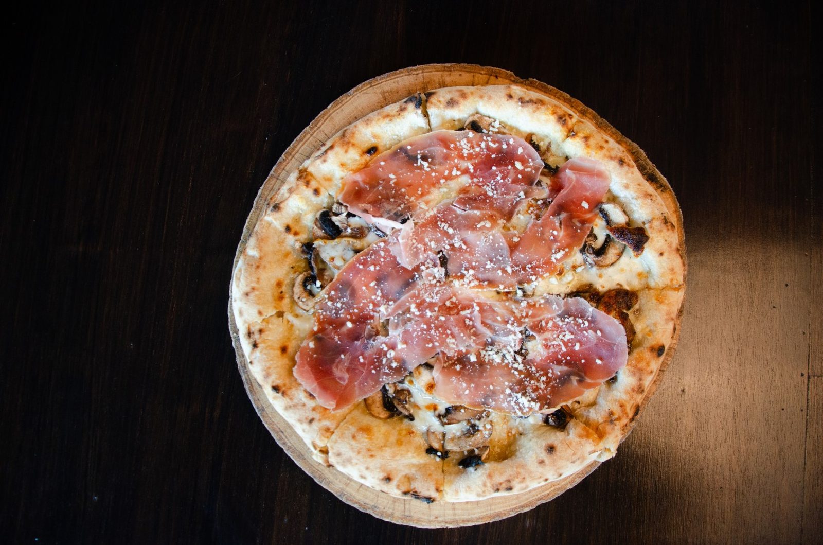 Pizza with Parma ham at Pizza on Fire